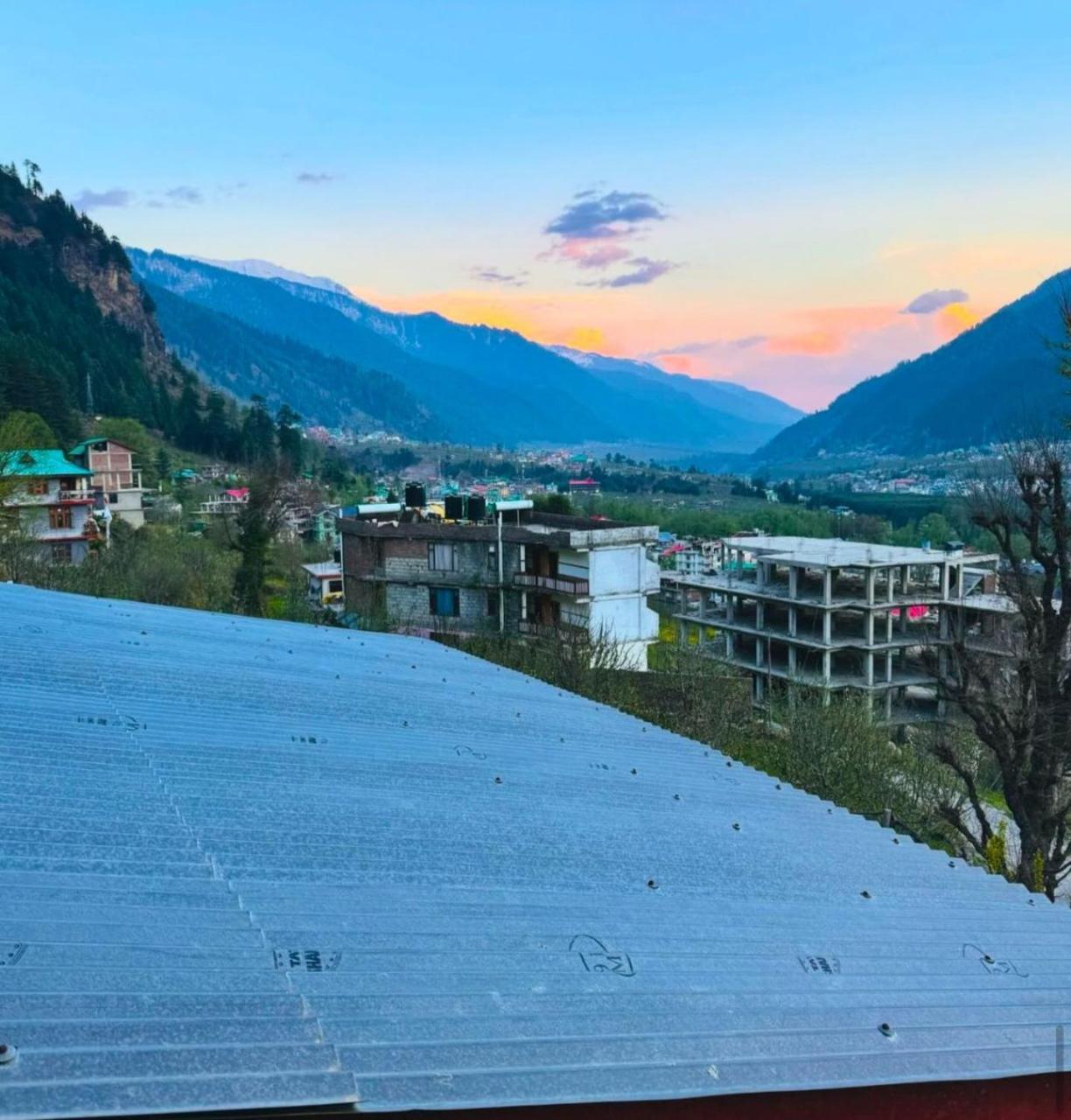 مايالي Hotel Himachal Heights المظهر الخارجي الصورة